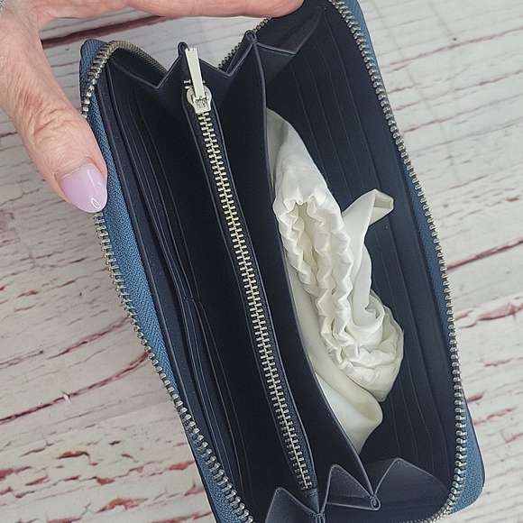 Coach Blue Pebbled Leather Zip Wallet Wristlet - Picture 7 of 10